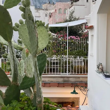 Edivino Design Bed & Breakfast Capri